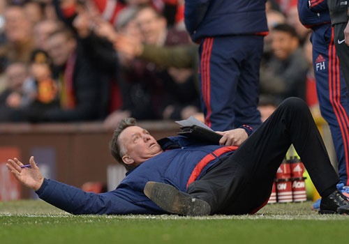 Nhung buc anh kho quen nhat Premier League nam 2016 hinh anh