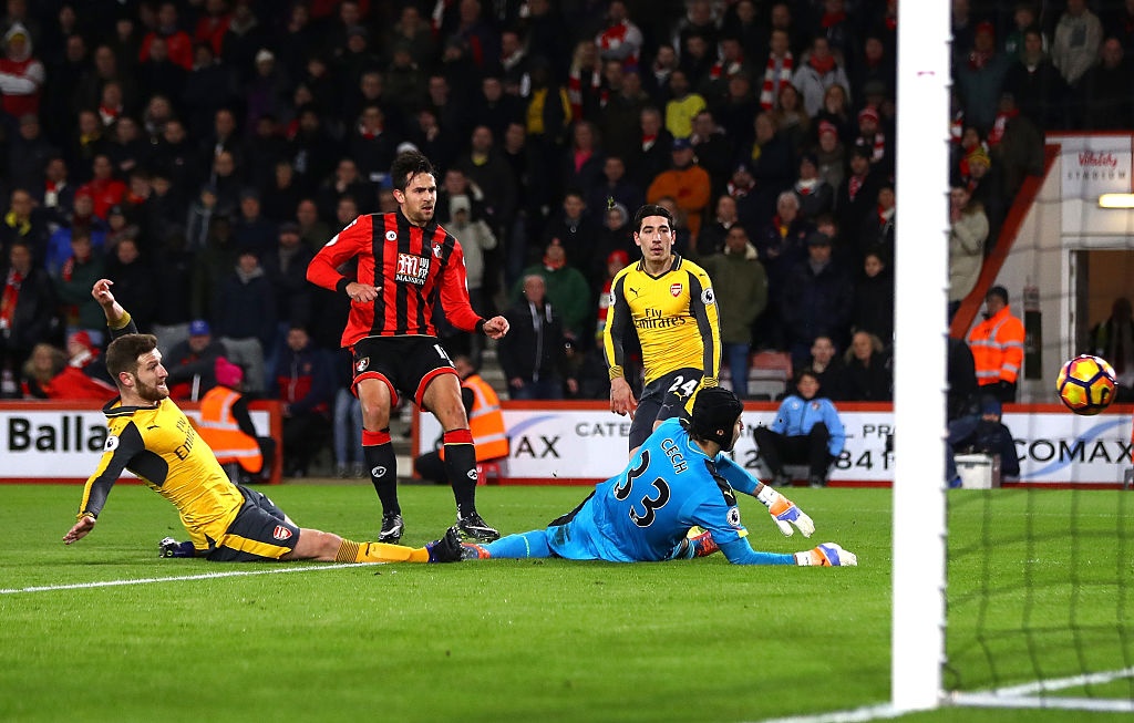 Bi dan 3 ban,  Arsenal hoa Bournemouth anh 3