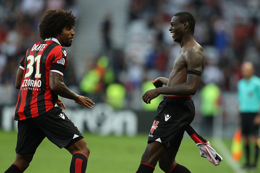 5 doi chac chan nhat chau Au anh 2