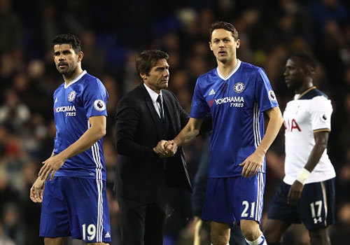 HLV Conte: ‘6 doi tranh chuc vo dich mua nay’ hinh anh