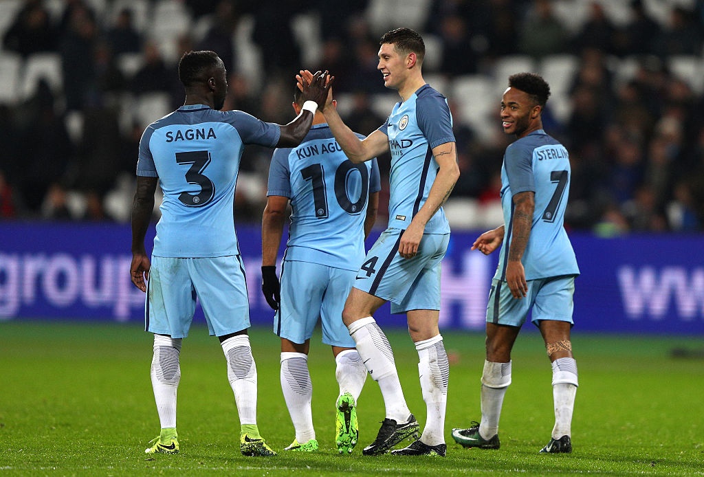 Aguero ghi ban dep mat cho Man City anh 8