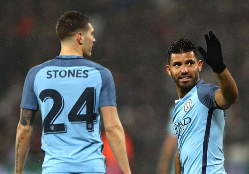 Aguero ghi ban dep mat, Man City thang West Ham 5-0 hinh anh