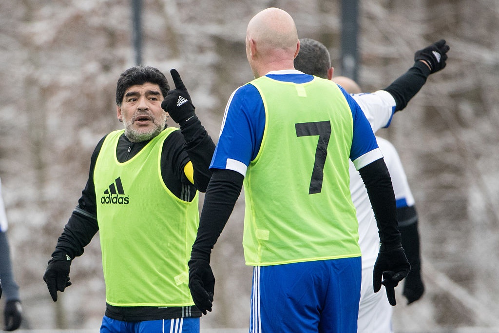 Maradona du tran dau cua cac huyen thoai anh 8