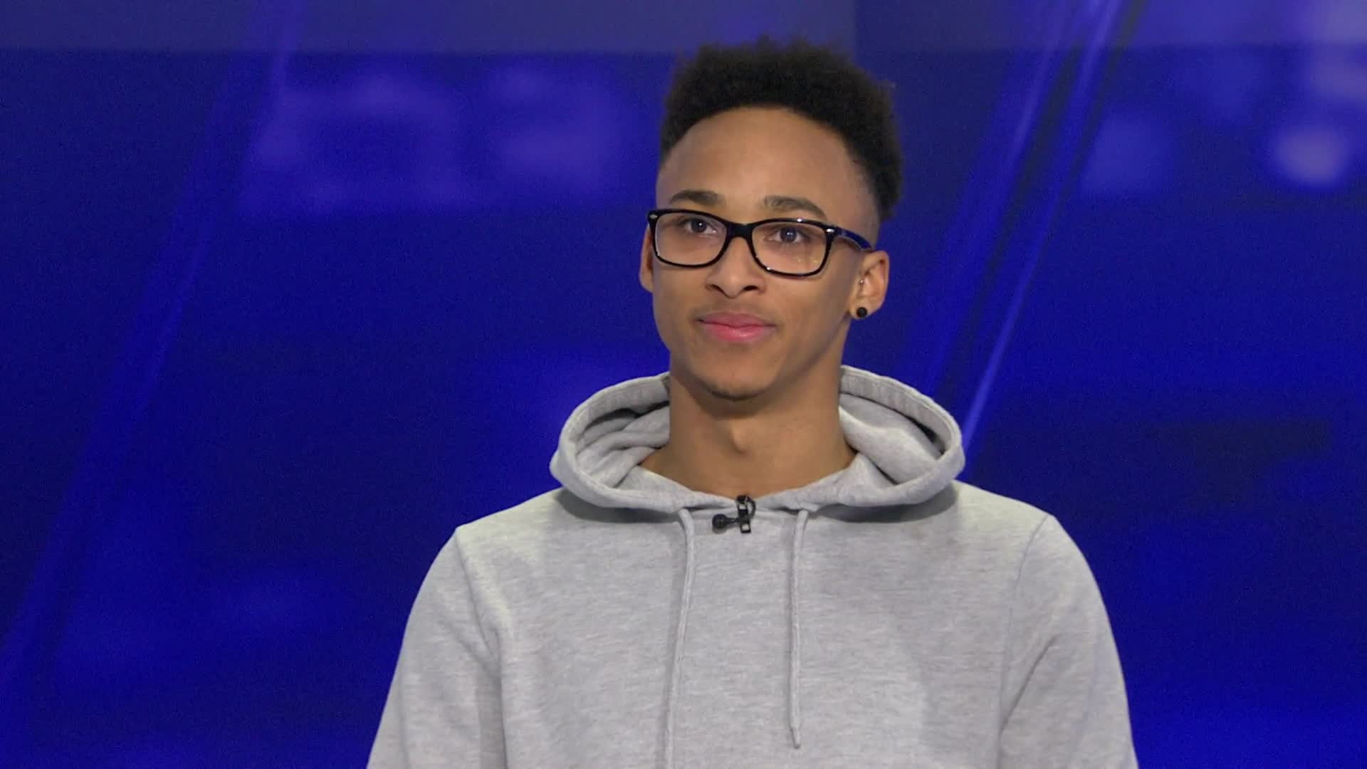 Tan binh Arsenal tung lam cong nhan anh 4