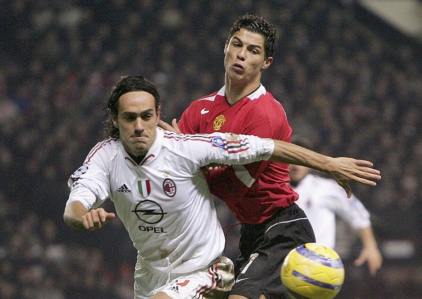 5 hau ve tung khien Ronaldo gap kho anh 3