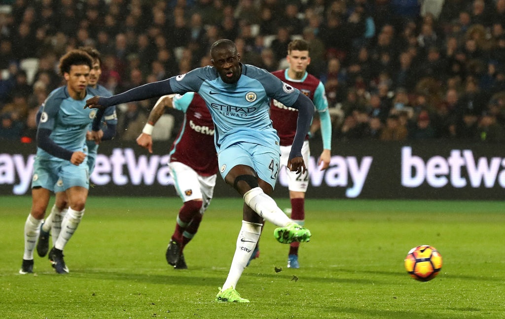 Stones do mau khi Man City thang anh 10