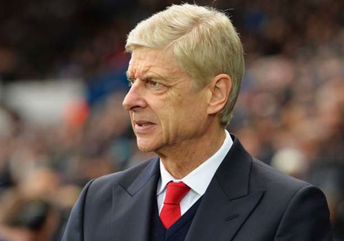 ‘Cau thu Arsenal khong do loi cho Arsene Wenger’ hinh anh