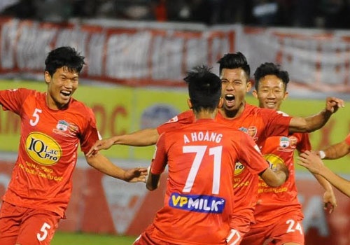 HAGL 3-0 CLB Can Tho: Cong Phuong lap cu dup hinh anh