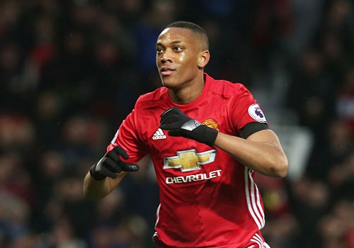Martial vao doi hinh hay nhat vong 25 Premier League hinh anh