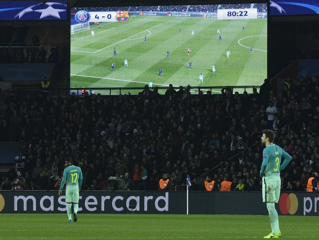 Nhung that bai dau don nhat cua Barca anh 1