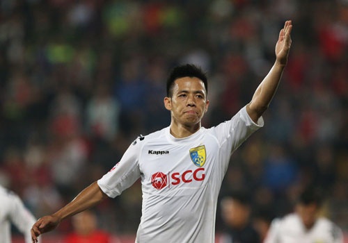 CLB Hai Phong 1-1 CLB Ha Noi: Quang Hai tiep tuc ghi dau an hinh anh