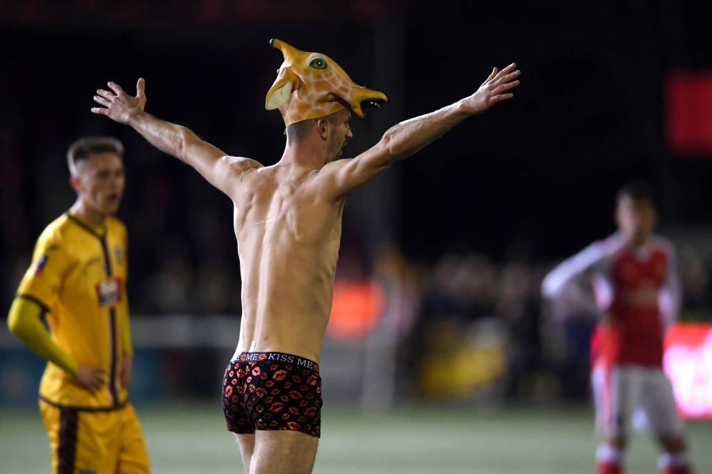 Fan cuong khong the can Arsenal thang anh 3