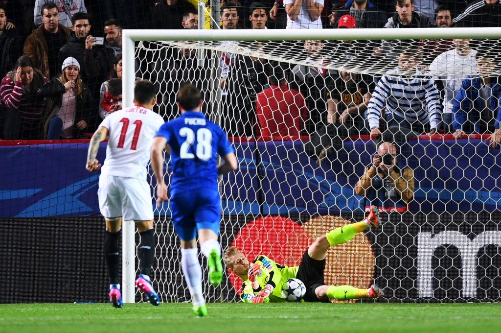 Vardy giup Leicester co ban thang Champions League anh 4