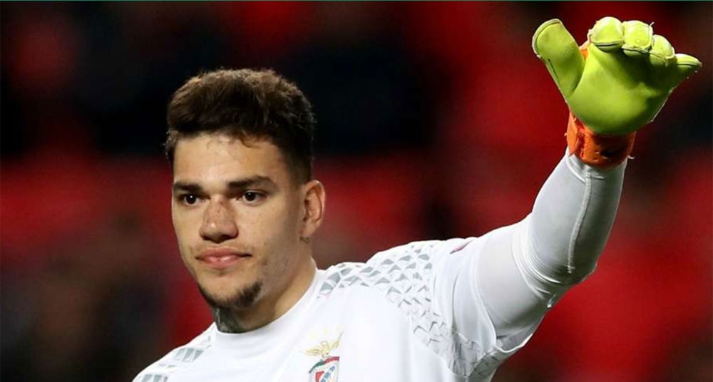 Doi hinh luot di vong 1/8 Champions League anh 2