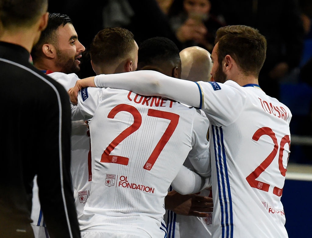 Lyon thang 11-1 o cup chau Au anh 6