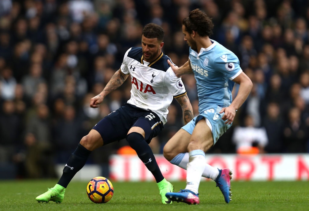 Kane giup Tottenham len vi tri thu 2 anh 10