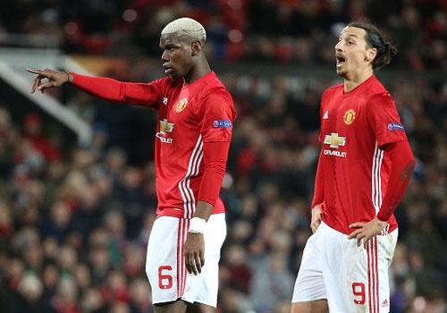 Nhung cau thu dua MU vao chung ket League Cup hinh anh