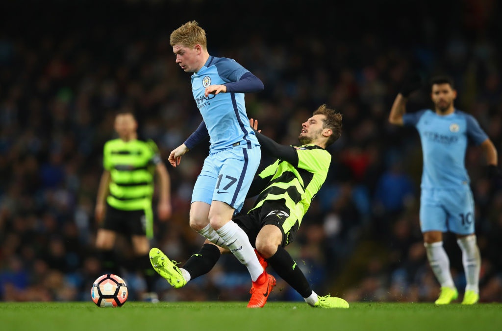 Aguero sam vai nguoi hung o FA Cup anh 2