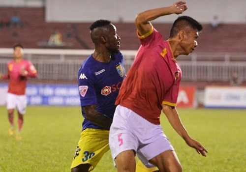 CLB Sai Gon 0-0 CLB Ha Noi: Duong kim vo dich hoa 4 tran lien tiep hinh anh