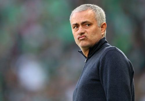 Mourinho: ‘Toi khong phai ke kieu ngao, con quai vat’ hinh anh