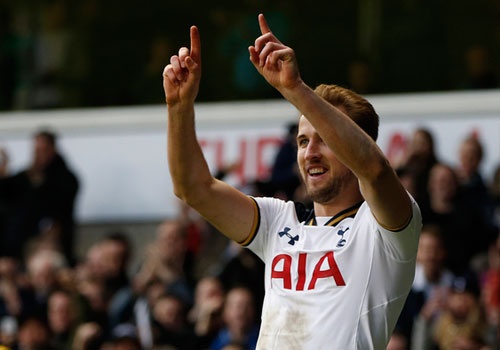Tottenham 3-2 Everton: Harry Kane dan dau cuoc dua vua pha luoi hinh anh