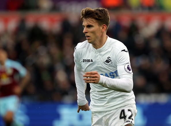 Doi hinh hay nhat vong 27 Premier League anh 8