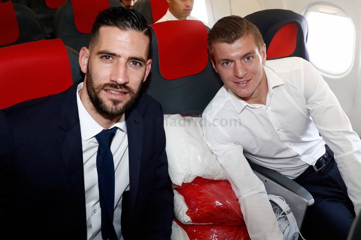 Ronaldo banh bao den Italy anh 7