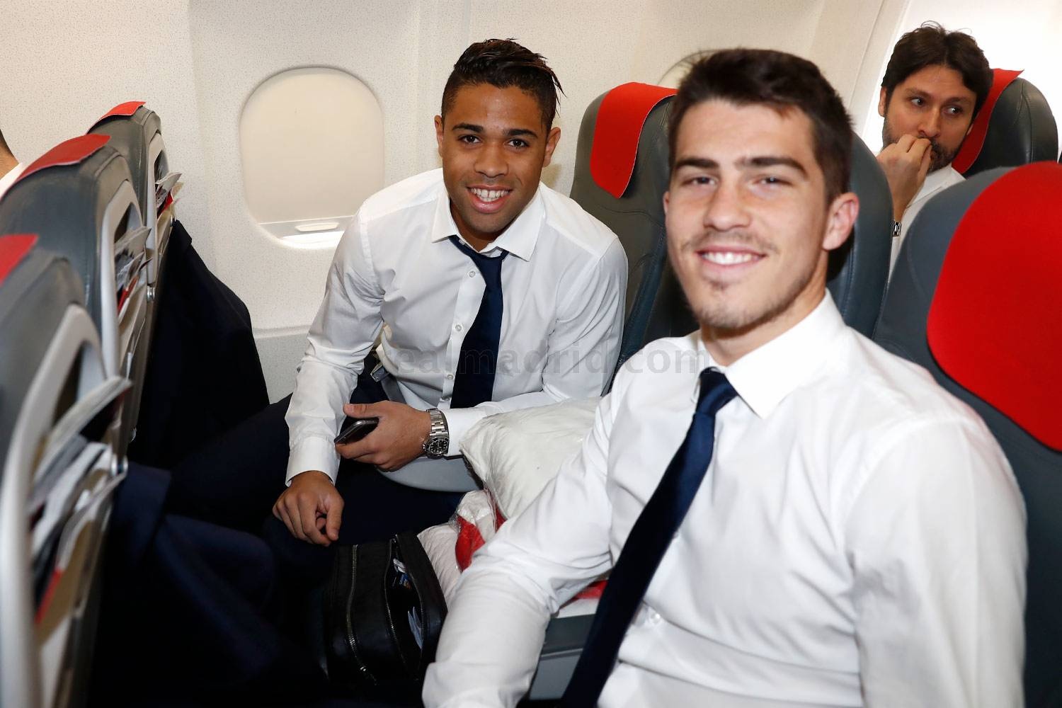 Ronaldo banh bao den Italy anh 8