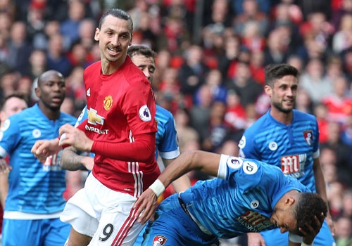 Ibrahimovic chap nhan moi an phat sau vu giat cui cho hinh anh