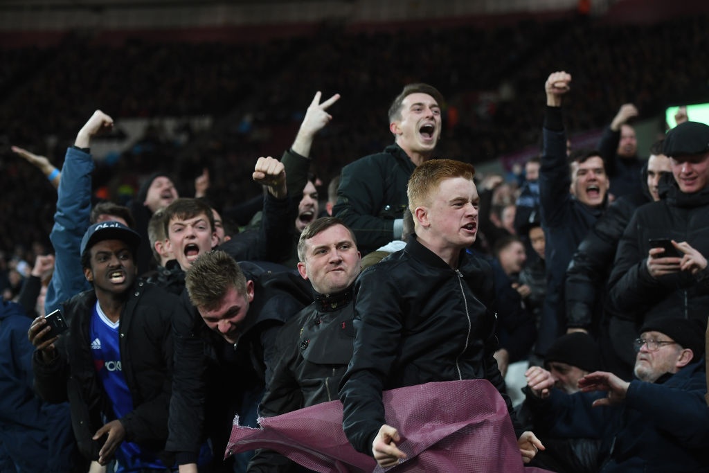 Costa giup Chelsea but toc ve dich anh 6