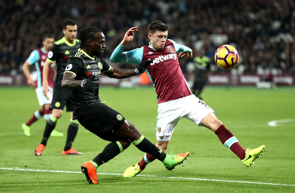 Costa giup Chelsea but toc ve dich anh 3