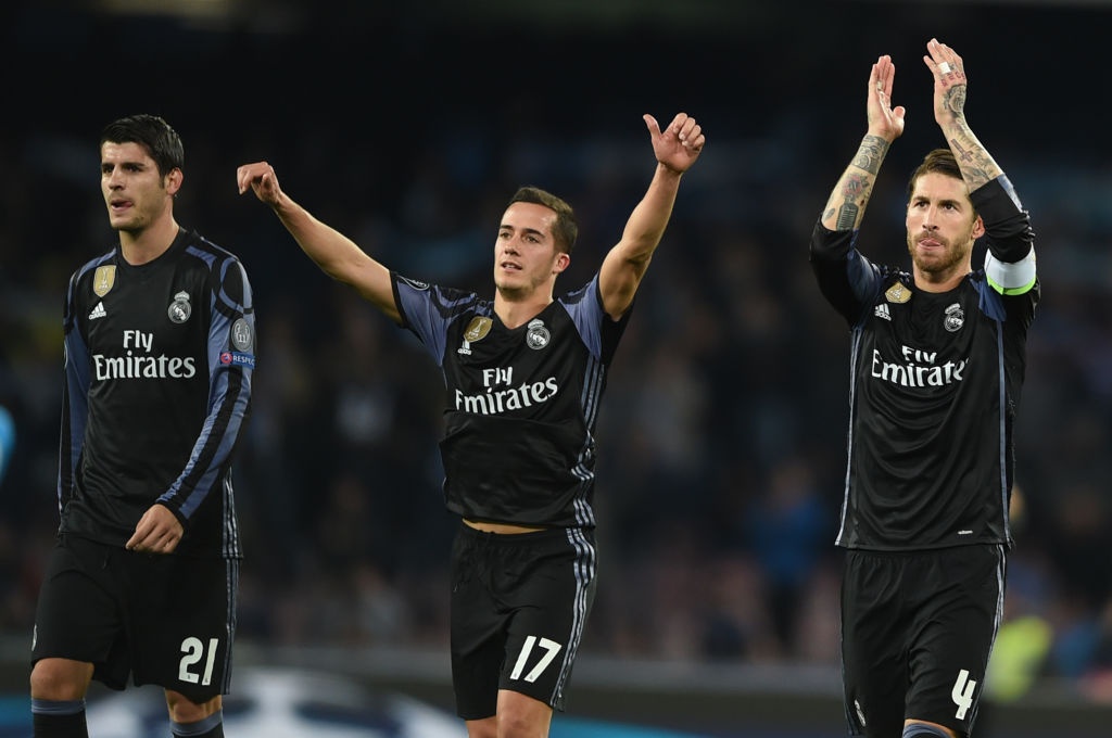 Ronaldo va Benzema im tieng anh 9