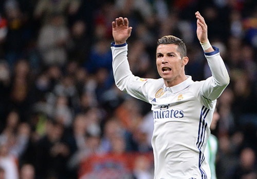 Ronaldo lap ky luc ghi ban bang dau o La Liga hinh anh