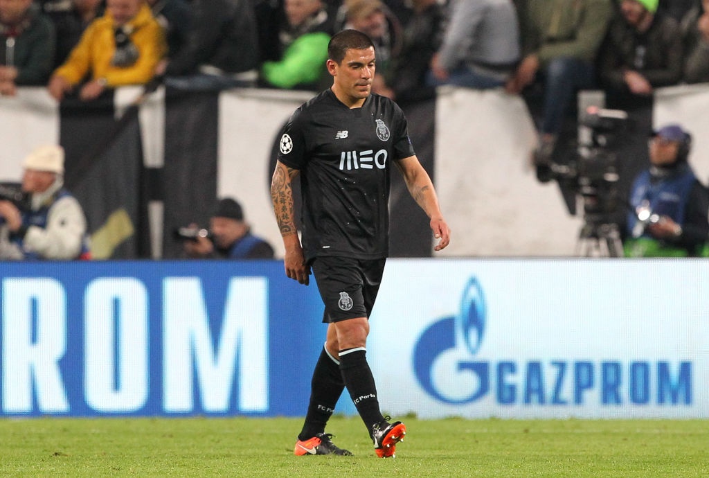 Ky luc Champions League duoc lap anh 6