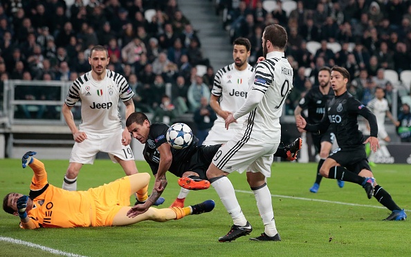 Ky luc Champions League duoc lap anh 5