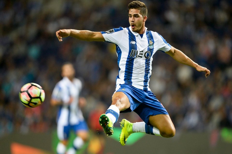 Ronaldo sa sut nghiem trong o Champions League anh 9