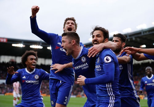 Stoke vs Chelsea (1-2): Cahill tu toi do tro thanh nguoi hung hinh anh
