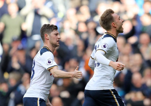 Tottenham van kem Chelsea 10 diem sau chien thang 2-1 hinh anh