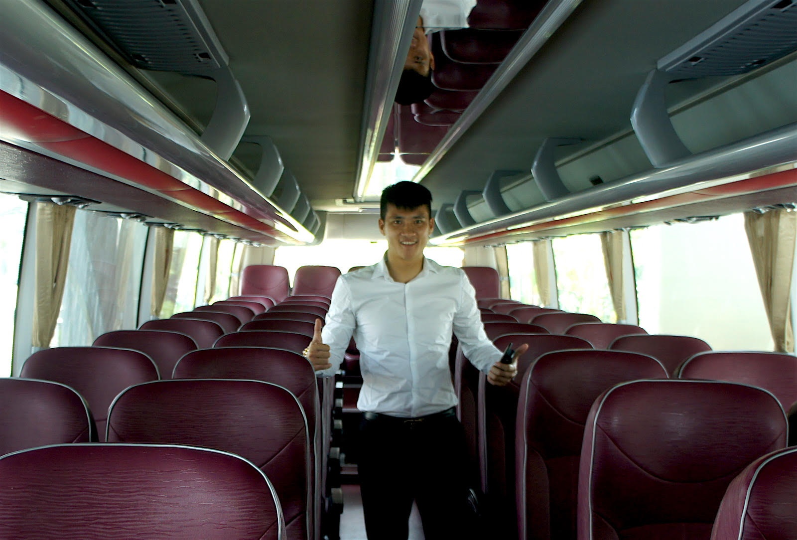 CLB TP.HCM co xe moi anh 3