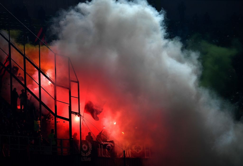 Buffon duoc vinh danh khi lap ky luc anh 2