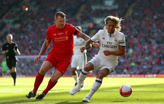 Doi huyen thoai Real thua 3-4 anh 1