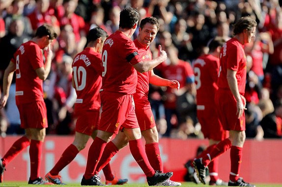 Doi huyen thoai Real thua 3-4 anh 3