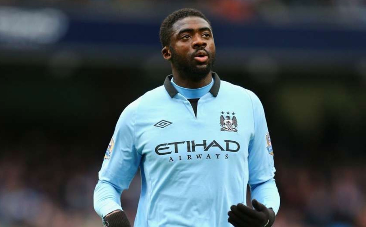 Cau thu khoac ao Arsenal,  Man City anh 2