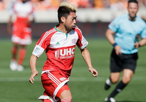 Lee Nguyen lap cong cho New England Revolution hinh anh