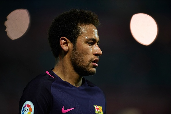 Neymar ghi 100 ban cho Barca anh 1