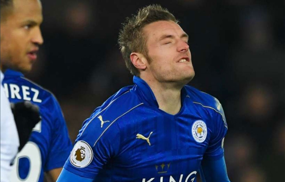 Carrick vao doi hinh hay nhat vong 30 anh 12