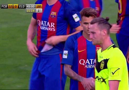 Huan luyen vien bi bat giam sau tran thua 0-12 truoc Barca B hinh anh