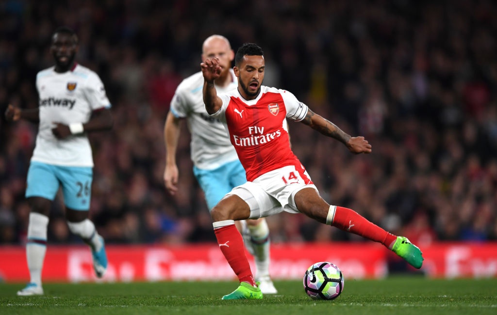 Arsenal thang West Ham 3-0 anh 4