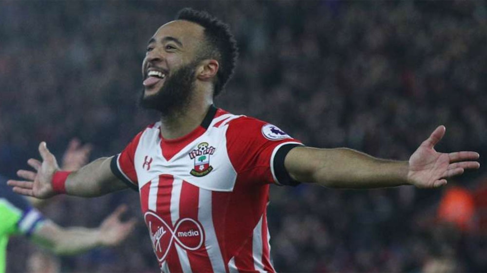 Doi hinh hay nhat vong 31 Premier League anh 8