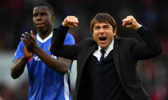 Chelsea muon gia han hop dong voi Conte anh 1